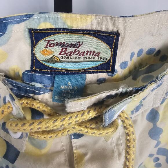 Tommy Bahama Board Shorts Cotton Blend Size L Retro Circle Print NWOT - Picture 2 of 3